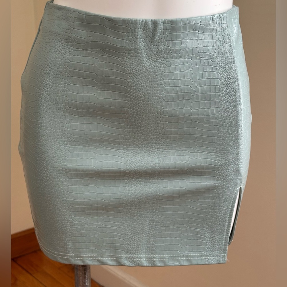 Mint Green Faux Leather Mini Skirt By Fashion Nova Sz. S